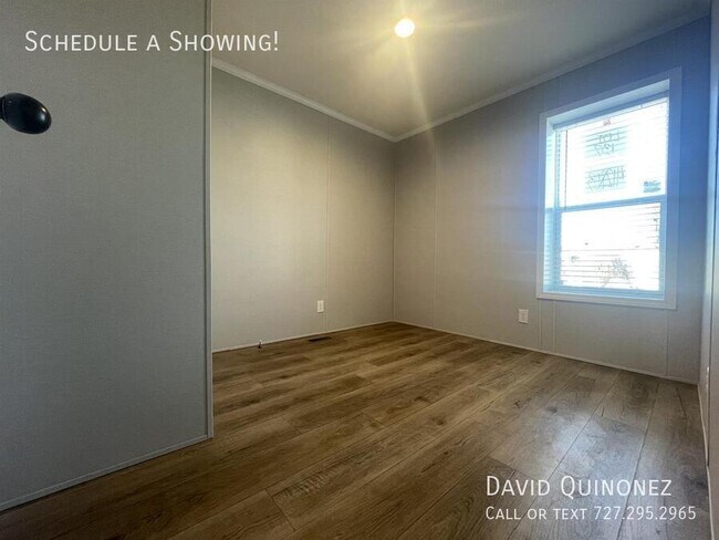 Photo - 701 Mill St