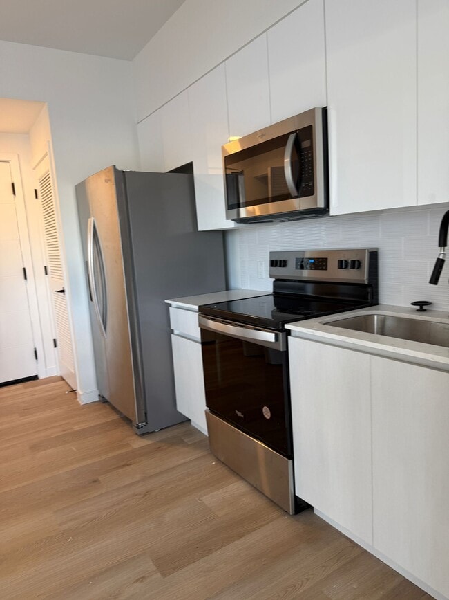 Photo - 241 SW 3rd Ter Unidad A1