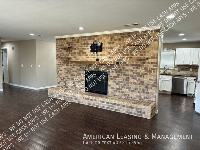Photo - 225 Ridgewood St