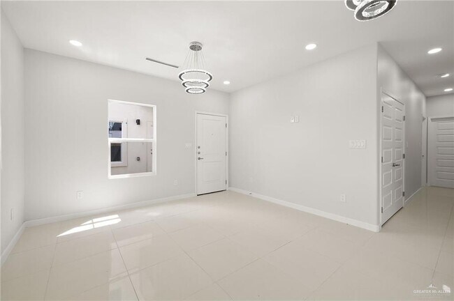 Photo - 15 Larkspur Ave Unidad 2