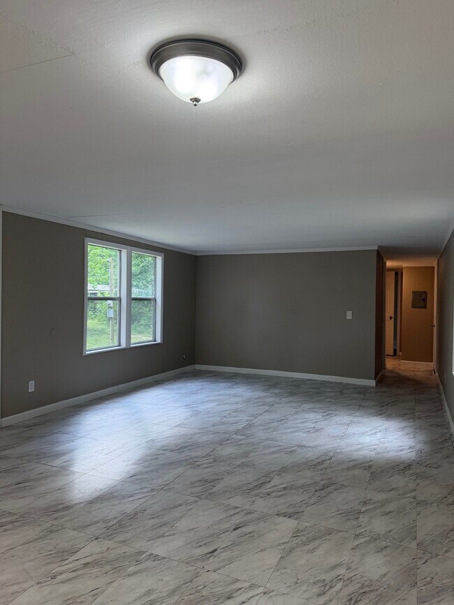 Photo - 10 Lakeview Dr