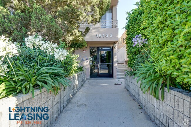 Building Photo - 15134 Magnolia Blvd Unit 103C Rental