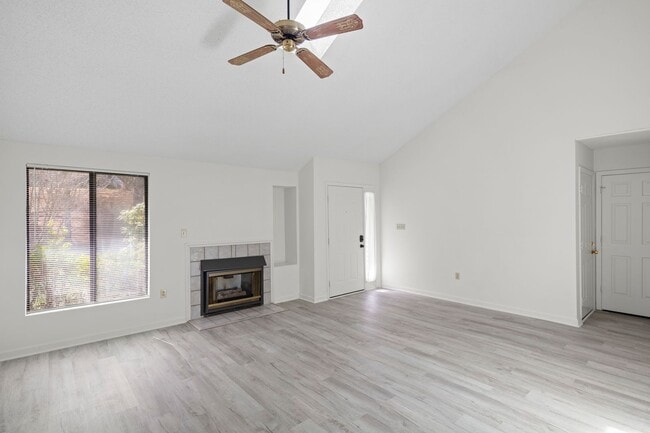 Photo - South Asheville Townhome