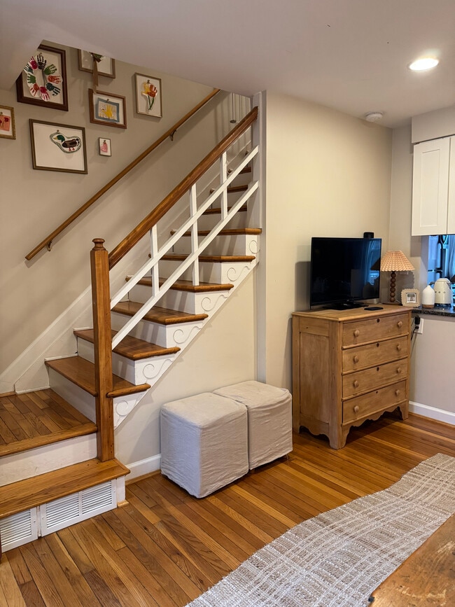 Photo - 321 Mount Vernon Ave