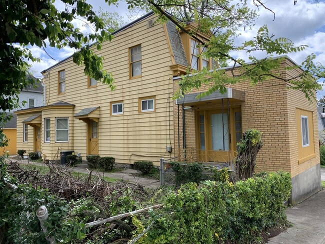 Photo - 603 Riddle Rd