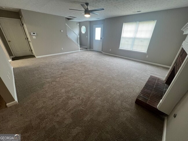 Photo - 70 Princeton Way