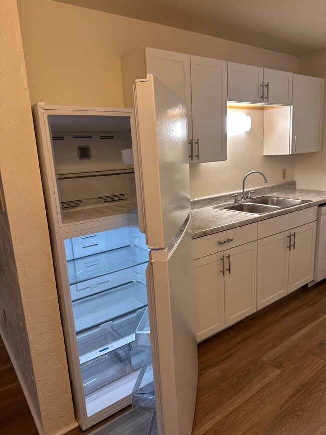 Photo - 3700 SW 29th Terrace Unit B