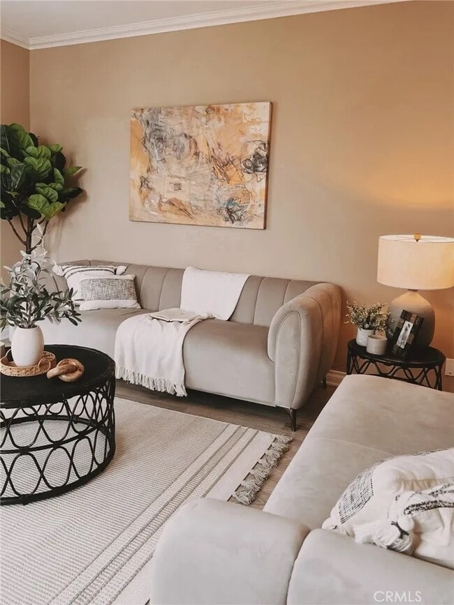 Photo - 9136 Manzanar Ave