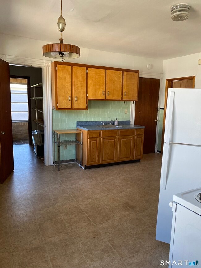 Photo - 789 Orange St Unit 2