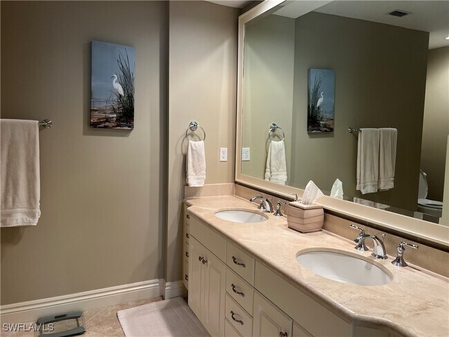 Photo - 5068 Annunciation Cir Unit 4211