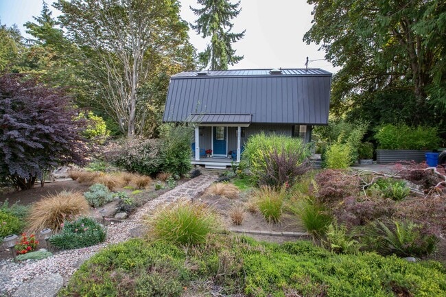 Photo - Lovingly Maintained with Designer Finishes...