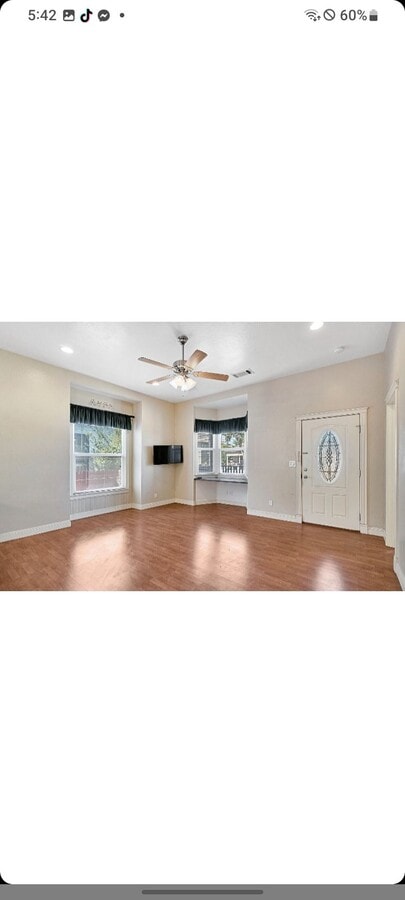 Photo - 220 N College Ave