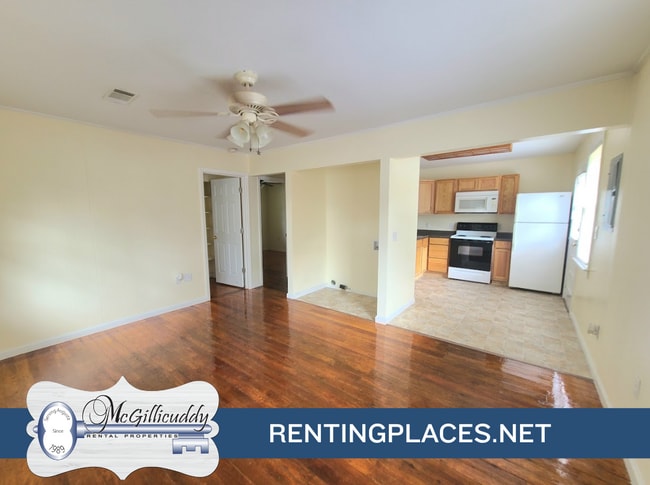 Photo - 1209 Holden St