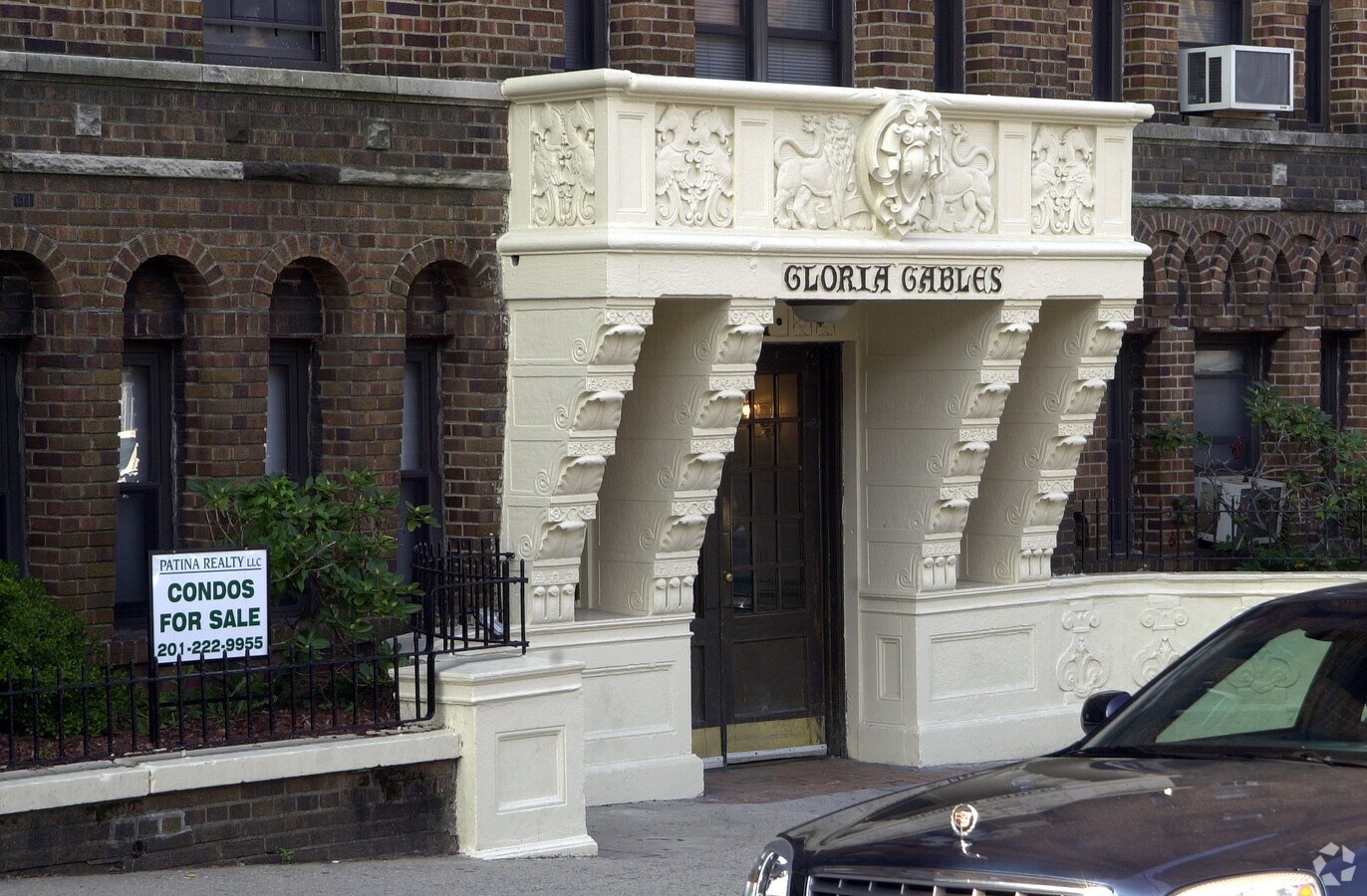 Photo - Gloria Gables