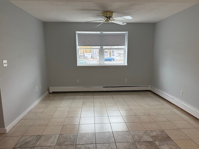 Photo - 279 Fellsway Unidad 1