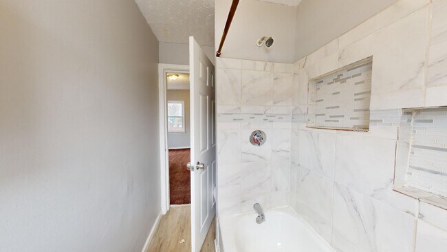 Photo - 3332 Walton Ave