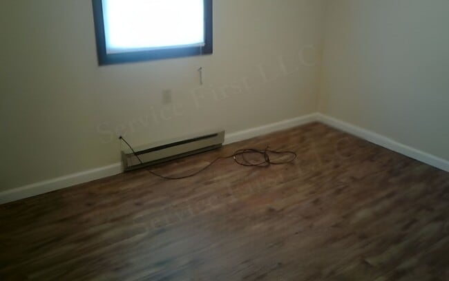 Photo - Creighton Apartments Unidad C1