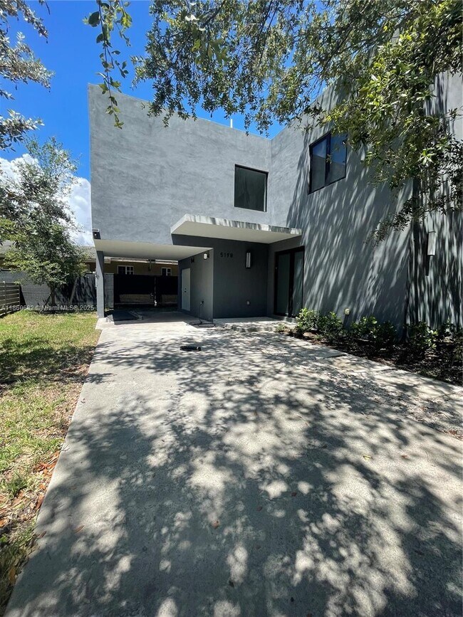 Photo - 5198 NW 3rd Ave Townhome