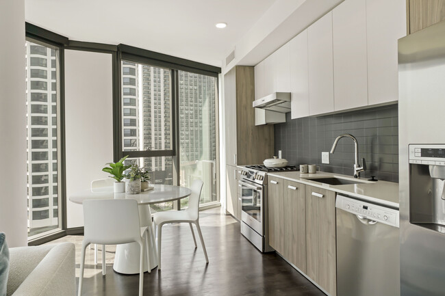 Photo - 445 E Waterside Dr