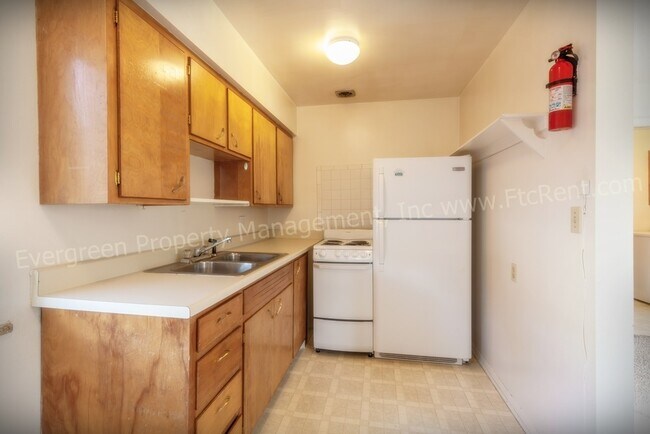 Photo - 309 N Shields St Unit 05