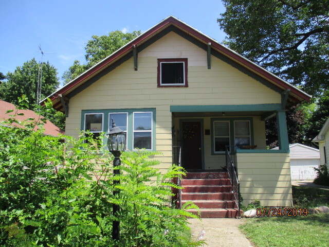 Photo - 138 N Wabash Ave House