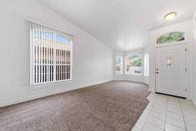 Photo - 15822 S 32nd Pl