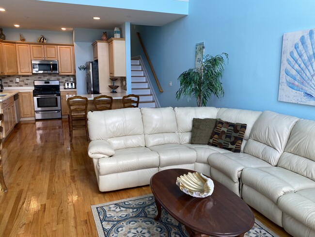 Living Room - 15 Sumner Ave Unit 12