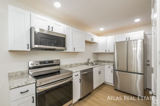 Building Photo - 108 Yank Way Rental