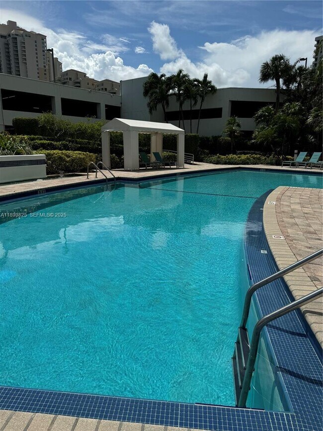 Photo - 3300 NE 192 St Unit 305