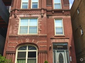 Building Photo - 2056 W Division St Unit 2E Rental