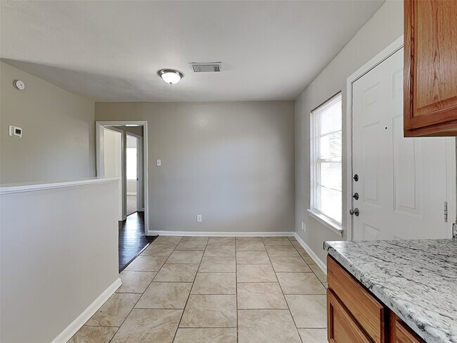 Photo - 3808 Washington St