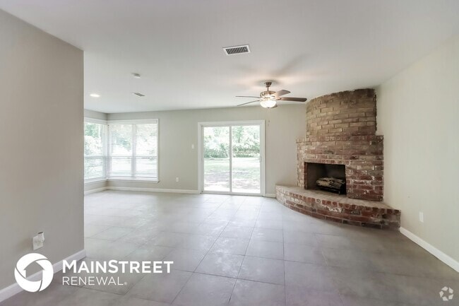 Building Photo - 24518 Pine Canyon Dr Rental