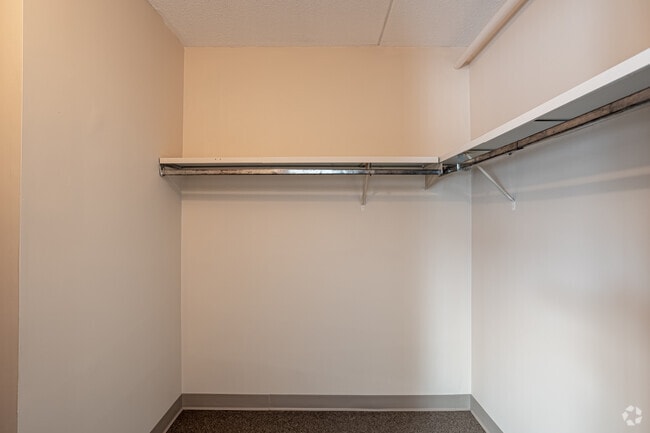 2BR, 1BA