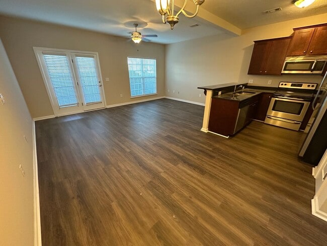 Photo - 2075 Reserve Ln