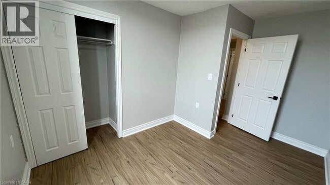 Photo - 69 E Main St Unité 203