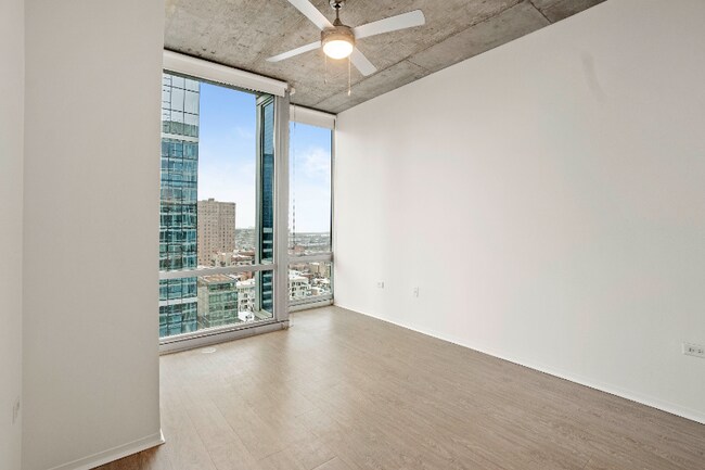 Photo - 1425 S State St