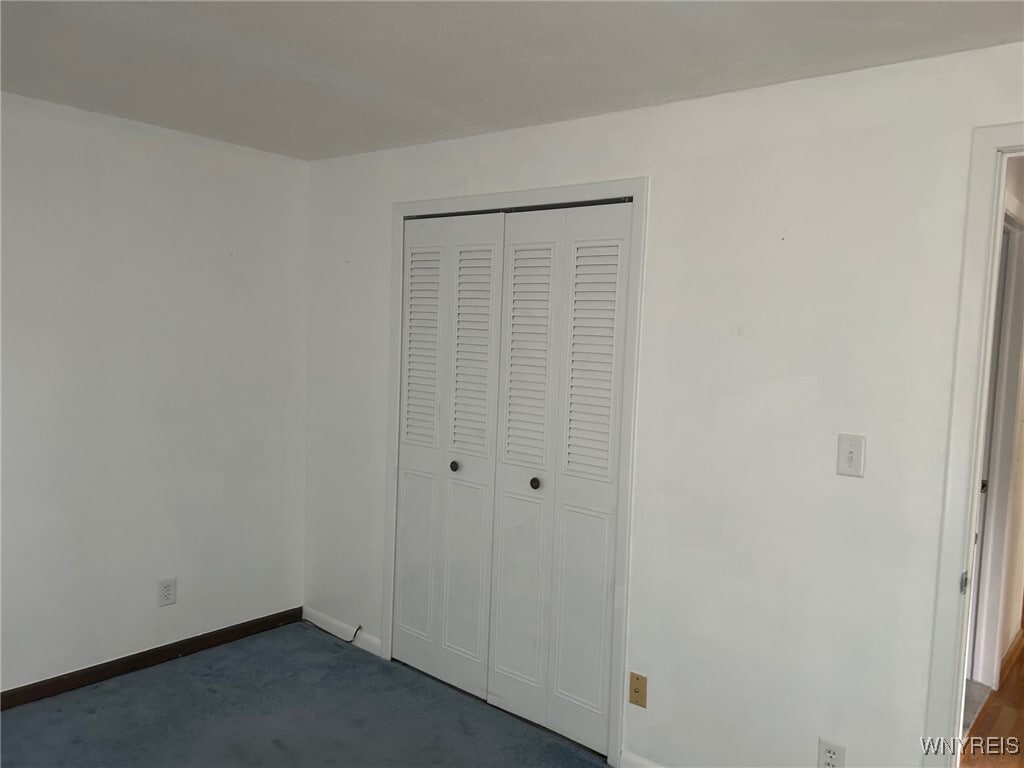 Photo - 80 Carriage Dr