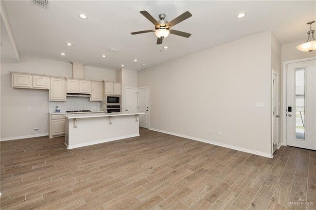 Photo - 27 N 15th St