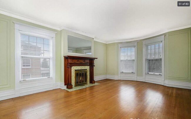 Living/dining room - 60 Prospect Ave NE