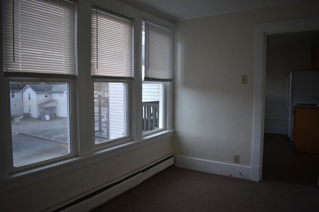 Photo - 726 Ch Unit 726 ADV