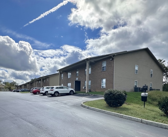 Photo - Pet Friendly 2-Bedroom Apartments in Maryv... Unit 235- Seals