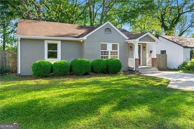 Photo - 1258 Lyle Ave