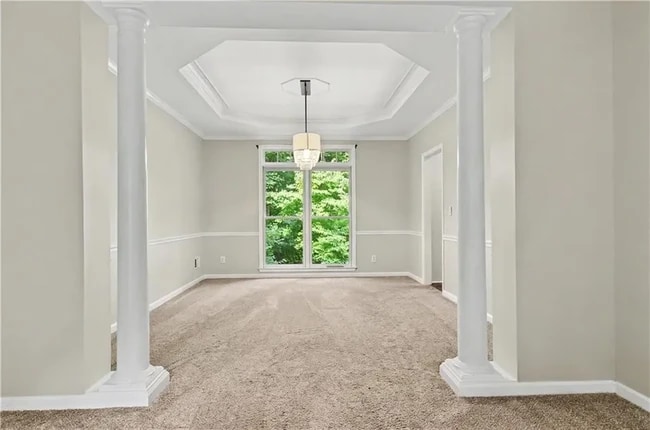 Comedor - 205 Woodcreek Ln