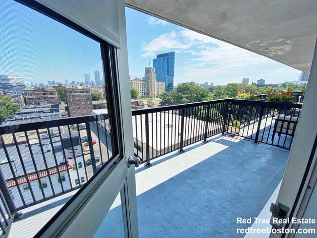 Photo - 101 Monmouth St Unit 304