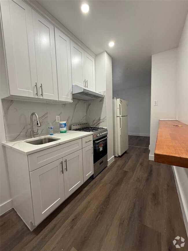 Building Photo - 4415 8th Ave Rental