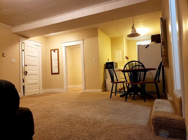 Front Room - 430 S 8th Ave