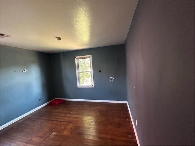 Photo - 805 NW 66th St