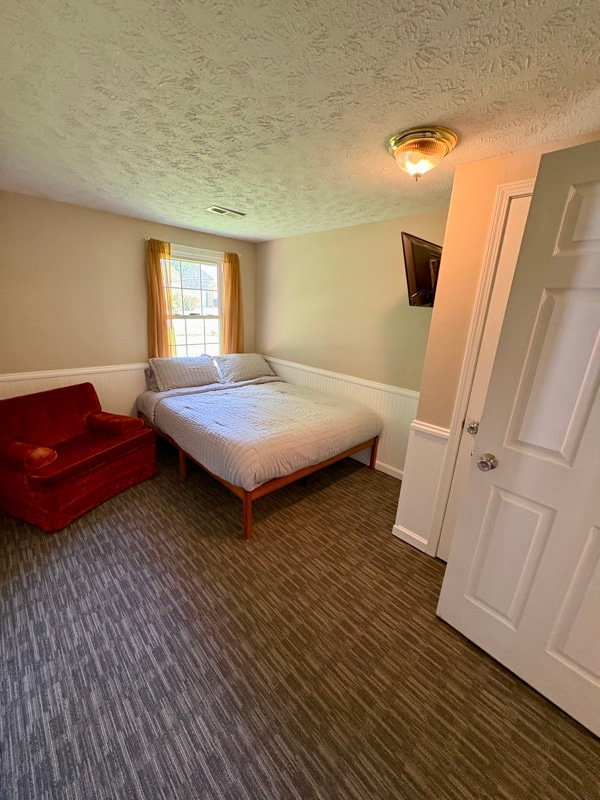 Photo - 7240 N Temple Ave