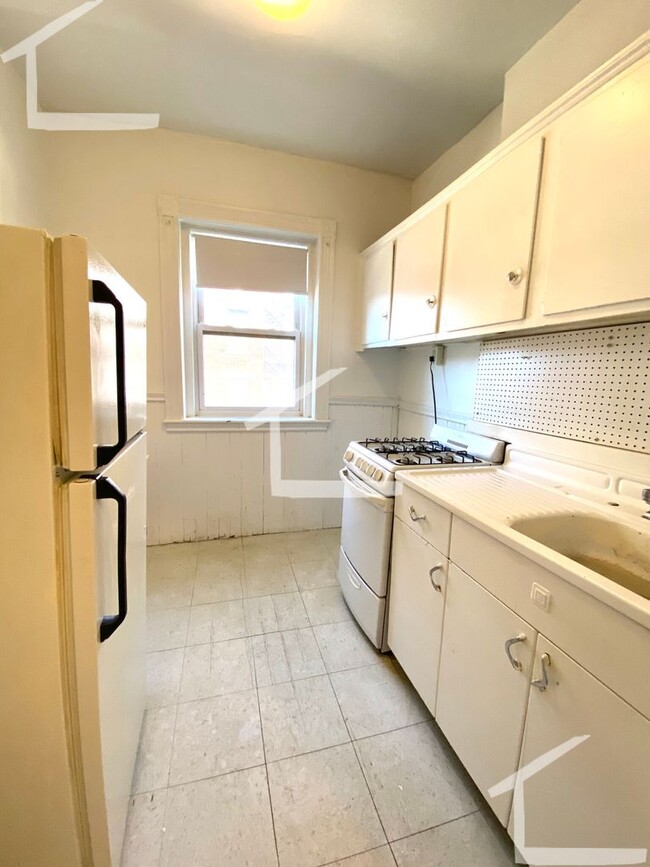 12-5 Walbridge St, #12