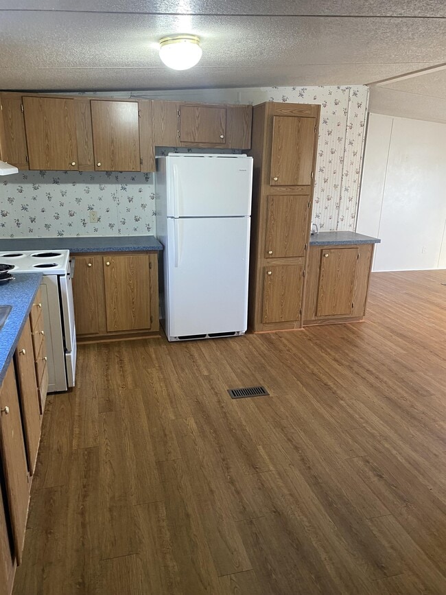 Photo - 3023 Cantabrian Dr